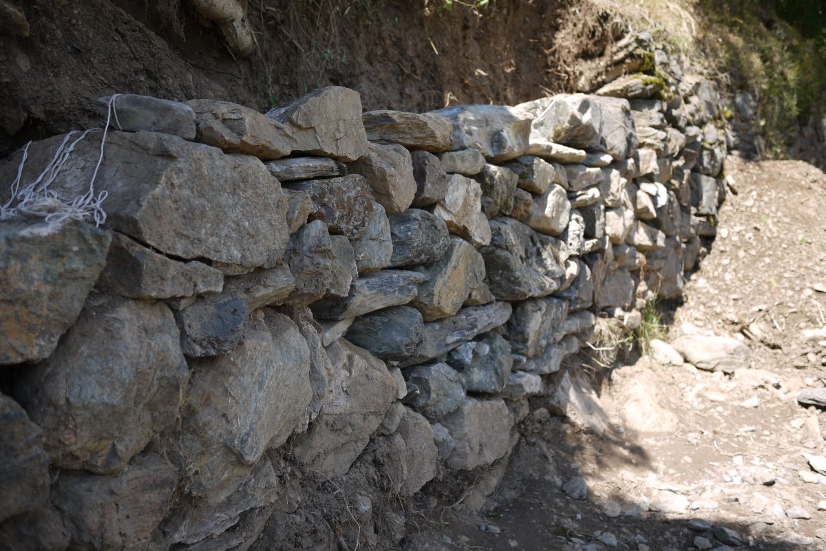 pierres sèches URM Pierre sèche URM